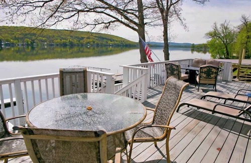 Hammondsport House | Entire cottage in Hammondsport, New York