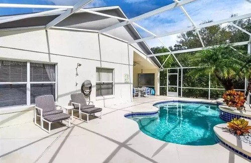 Eagle Pointe South Villa | Entire Villa with Pool and great Privacy near Disney