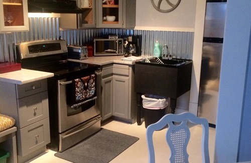 Prince Edward Apartment | ERBN Chic; a private 2nd floor apartment in PEC
