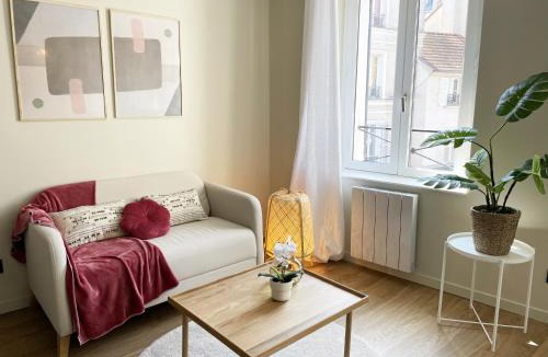 Suresnes Apartment | escapade aux portes de Paris