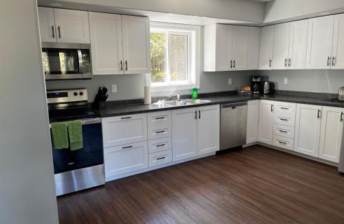 Tobermory Hotel | Escarpment Heights Motel