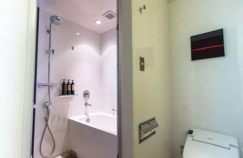 Nishiasakusa Hotel | Essential Twin Smoking hotel in wonderful Taito City
