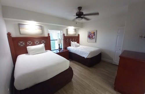 Florida Central Atlantic Coast Resort | Excellent Location Close to Everything !