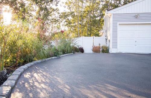Central Islip Apartment | Exceptional & Central, Garden Suite, Top Amenities & Care!