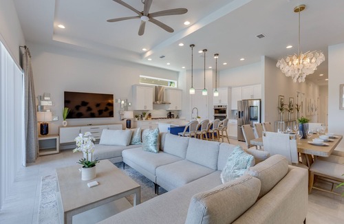 Reunion House | Excitement Escape | Theater Room | Themed Bedrooms | Reunion Membership