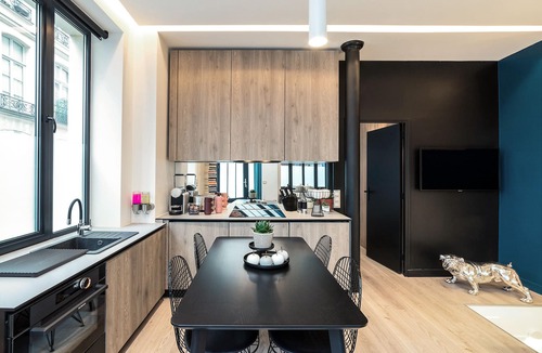 Quartier Sainte-Avoye Apartment | Exclusive Loft in Le Marais with AC