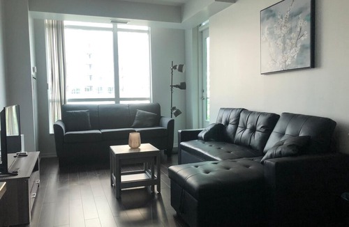 Fort York Apartment | Executive 1 Bedroom condo sleeps 4.