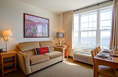 Edray Condo | Expedition Station #306: Slope Side - For couples or W/young children.