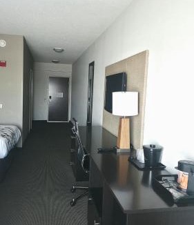 Harrisburg - Hershey Hotel | Express Inn & Suites