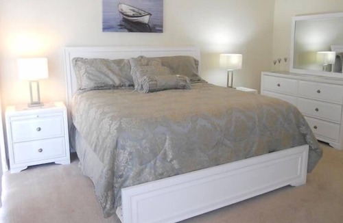 Marbella House | Exquisite Luxury Villa in Marbella Davenport 5BR 3 and half BA by RedAwning