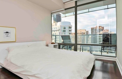 Yorkville Apartment | Exquisite Yorkville 1 Bedroom Condo