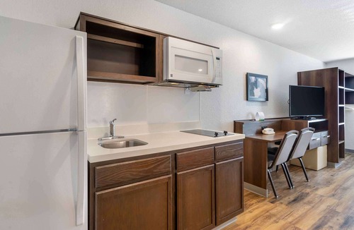 Clearwater Hotel | Extended Stay America Select Suites - Clearwater