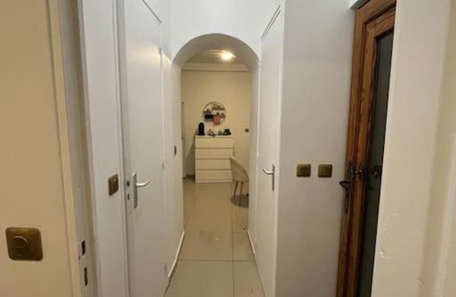 Rosny-sous-Bois Apartment | F2 Entièrement équipée - Centre commercial Rosny 2 - Porte de Vincennes - 2 Pers