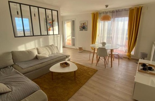 Tremblay-en-France Apartment | F4 meublé proche Aeroport CDG, PARC DES EXPO