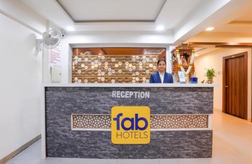 Kolegaon Hotel | FabHotel Arsh Executive Inn