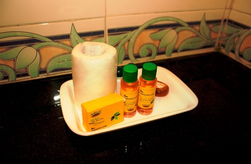 Kurla West Hotel | FabHotel Grand Heritage