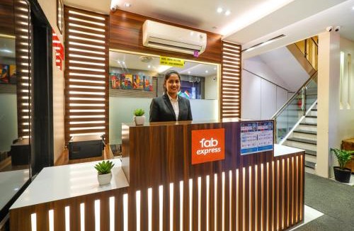 Kurla West Hotel | FabHotel Grand Heritage - Nr BKC