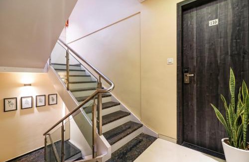 Kurla West Hotel | FabHotel Grand Heritage - Nr BKC
