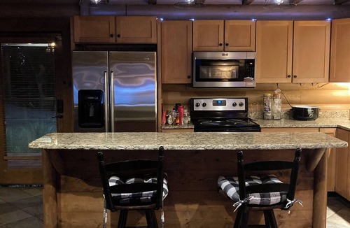 Pell City Cabin | Fabulous 4-bedroom cabin in charming Pell City.