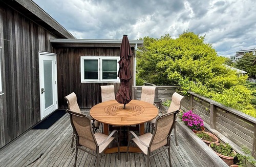 Fair Harbor House | Fair Harbor: 30 Seconds to the Ocean ★