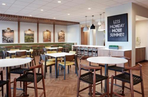 York Regional Municipality Hotel | Fairfield by Marriott Inn & Suites Newmarket