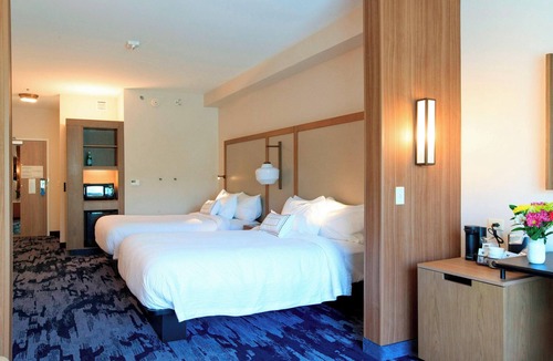 Berwyn Hotel | Fairfield Inn & Suites by Marriott Philadelphia Valley Forge/Great Valley