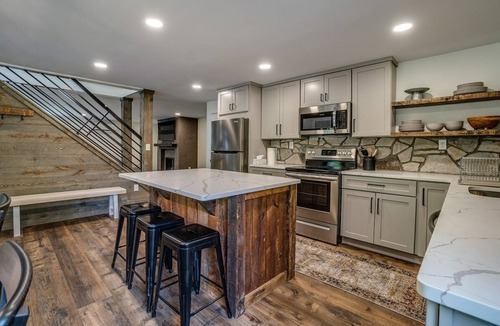 Town of Milo Cabin | Fall Brook: 3 bedroom cabin by waterfalls and hiking trail
