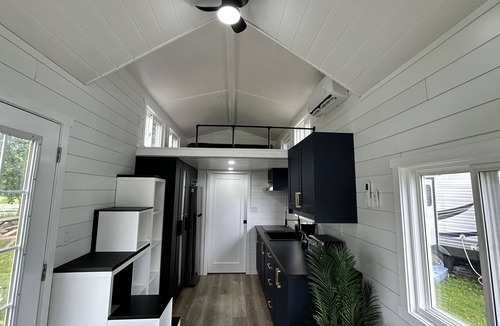 Carrying Place RV Rental | Fall Glamping in Tiny Home!