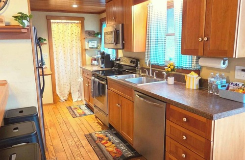 White Cabin | Fallingwater/Ohiopyle/State Parks~NO CLEANING FEE