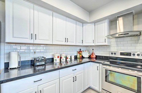 Deer Valley House | Families w/Pets Welcome! Poolside Gem in Phoenix