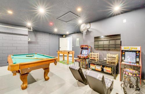 Solana House | Families Welcome Disney Area Home with Heated Pool!