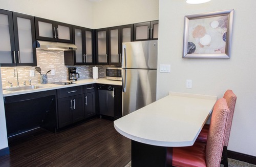 Newtonville Condo | Family 1-BR Suite w/2 Queen Beds | Albany