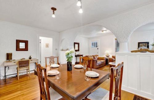 Crestline Heights House | Family and Pet friendly Charming Cozy Casita