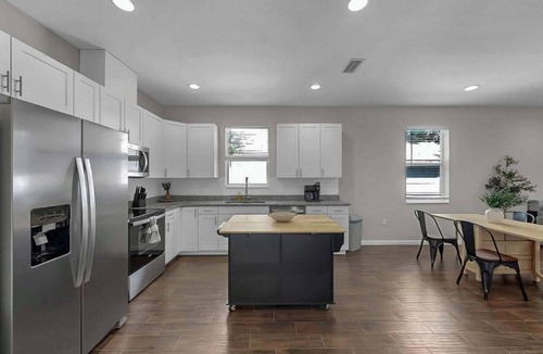 East Tampa House | Family-Friendly Downtown Tampa Retreat w/Free Parking