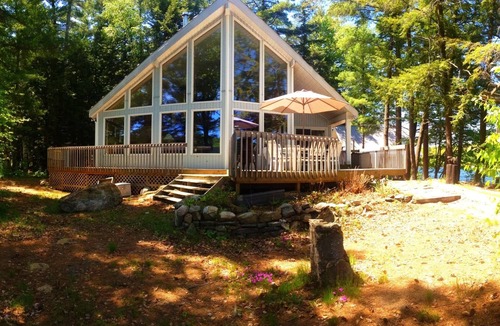 The Archipelago Cottage | Family Friendly Granite Point Cottage