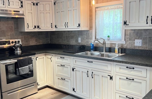 Mount Union House | Family Friendly Guesthouse along 522 in a quiet setting of Mount Union PA