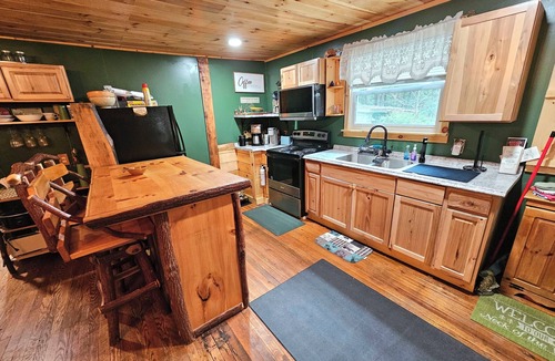 Jefferson Township Cabin | Family-Friendly Hidden Valley Cabin with Creek Views
