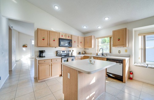 Lake Davenport Estates House | Family Home in Davenport w/Pool ~ 8 Mi to Disney