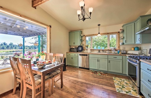 Priest River House | Family Home w/Stunning River & Mountain View