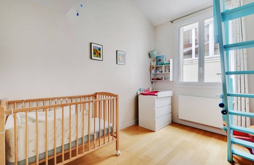 Clichy House | Family home with garden near Clichy metro station