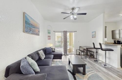 Regal Palms House | Family Palms Place