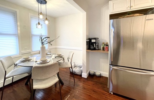 Franklin Square Apartment | Family-Pet Friendly Close 2 Long Island Railroad, NYC/Incl. Free WI-FI & Parking