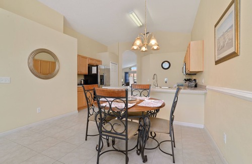 Solana House | Family Retreat, 4 Bedroom Villa with Private Pool and Spa Near Disney Parks