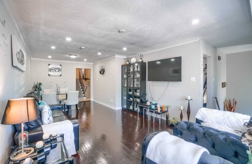 Brampton House | Family -sized house