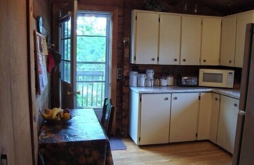 McKellar Cottage | Family Waterfront Cottage - McKellar, Ontario