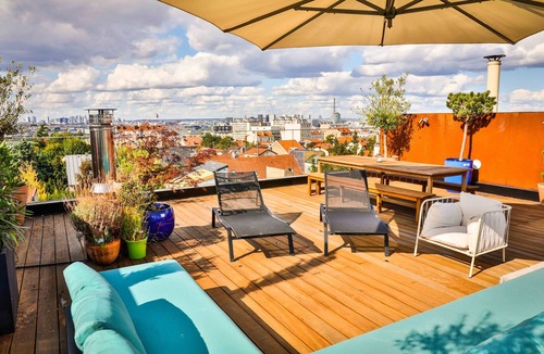 Issy-les-Moulineaux House | Fantastic House & Gardens - 360 ° view over Paris