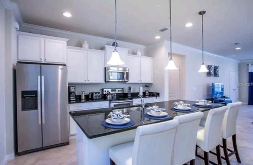 Four Corners House | Fantastic Home Close To Disney with Pool & Jacuzzi