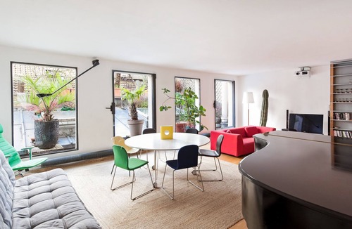 Marais Apartment | Fantastically located grand apartment gorgeous roof top garden center of Paris