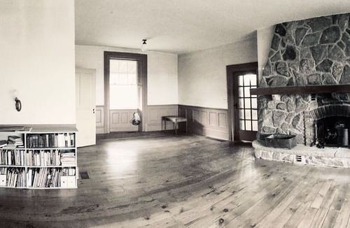 Grey Highlands House | Farm House summer vacation rental