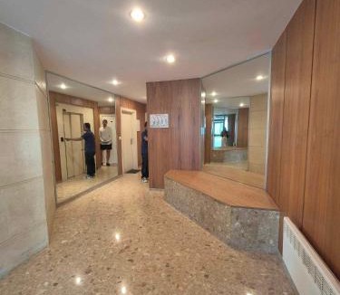 Combat Apartment | Fastrentbnb Appartement Parc des buttes Chaumont